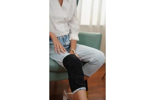 UTK Heated Knee Wrap - For Pain Management