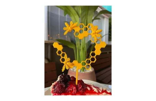 Honey Bee/Honeycomb Cake Decoration