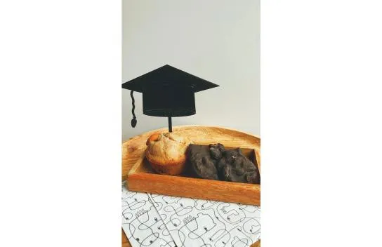 Graduation Cap Cake Decoration